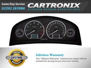 Instrument cluster dashboard for Vauxhall Signum with speedometer and fuel gauge.